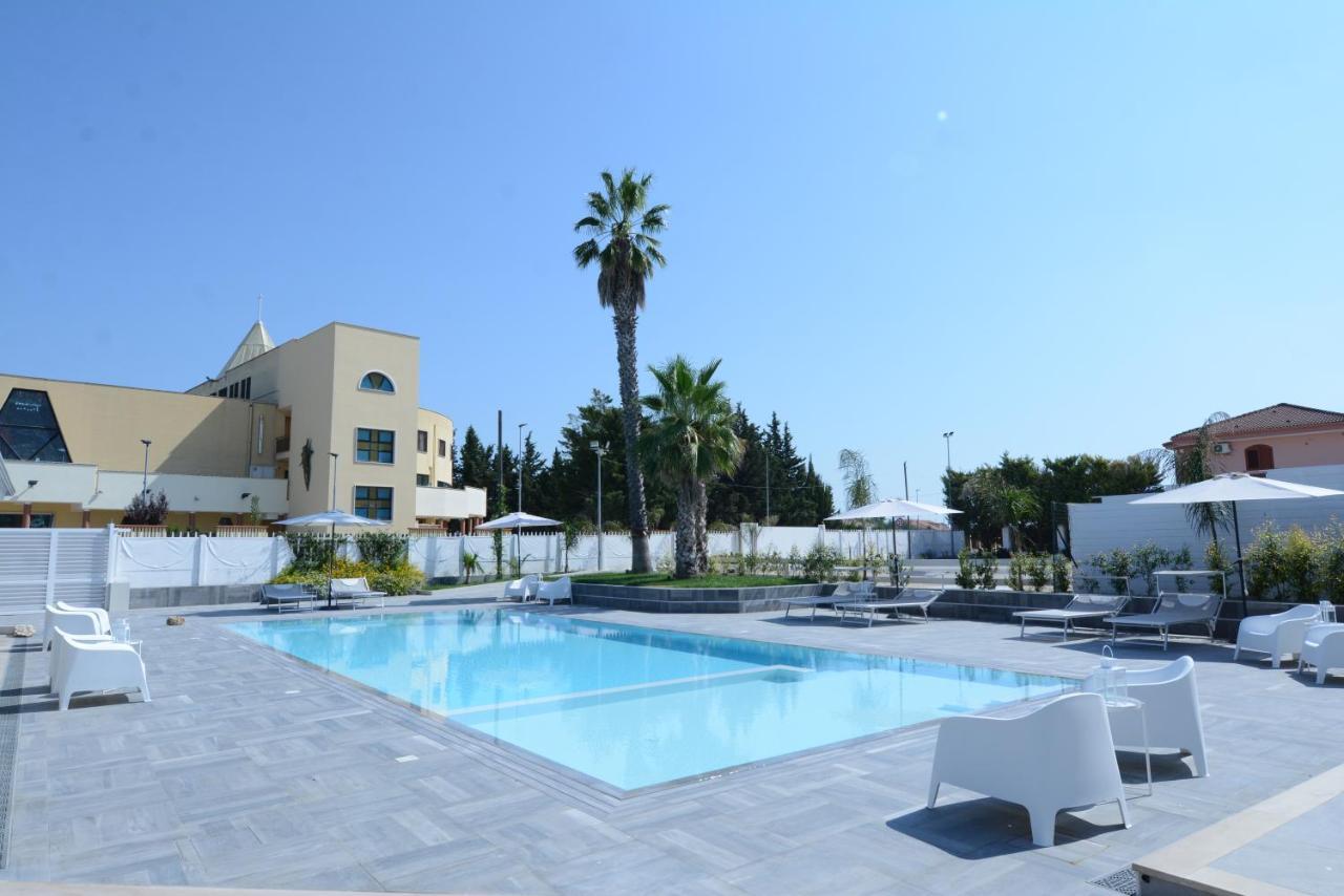ホテル La Casa Di Frank San Ferdinando di Puglia エクステリア 写真